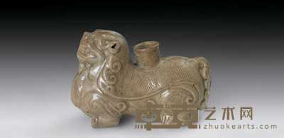 西晋 越窑青釉辟邪 长14cm